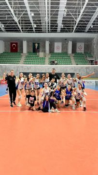 YILDIZ KIZLAR 3-ECZACIBAŞI 1