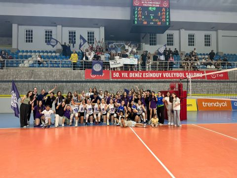 YILDIZ KIZLAR ANADOLU ŞAMPİYONU.ÇENGELKÖY 3-FENERBAHÇE 1