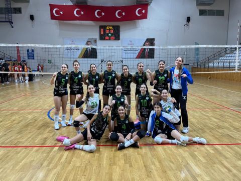 KÜÇÜK KIZLARIMIZ 3-İDA VOLEYBOL 0