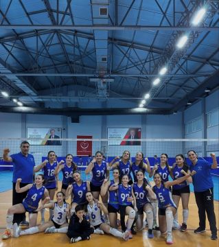 YILDIZ KIZ FİNAL GRUBUNDA HERŞEY YOLUNDA.ÇENGELKÖY VOLEYBOL 3-VADİ SK 0 