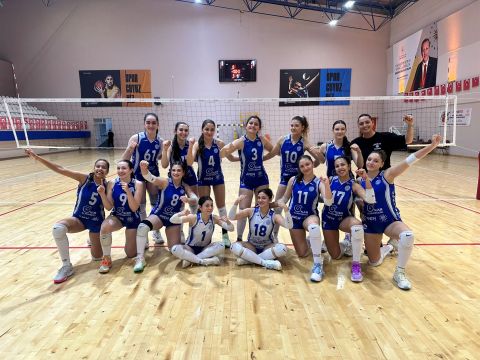 BÜYÜK BAYANDA BAYRAM ÖNCESİ NET GALİBİYET.ÇENGELKÖY 3-SET VOLEYBOL 0